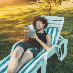 Relaxliegen aus Massivholz für Garten und Veranda von TUGA Holztech
