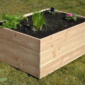 Hochbeete und Blumenkasten (62)